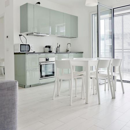 Luxury 3 Bedroom Apartment 100 Mq Next To Rho Fiera And San Siro Милано Екстериор снимка