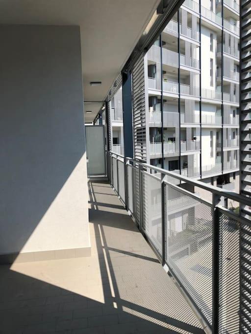 Luxury 3 Bedroom Apartment 100 Mq Next To Rho Fiera And San Siro Милано Екстериор снимка