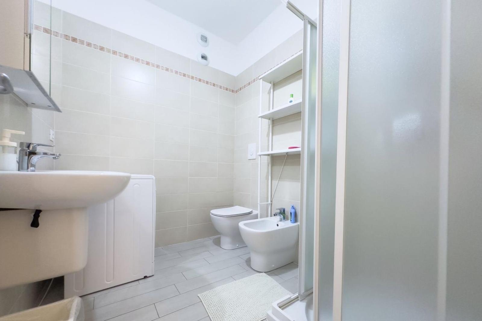 Luxury 3 Bedroom Apartment 100 Mq Next To Rho Fiera And San Siro Милано Екстериор снимка