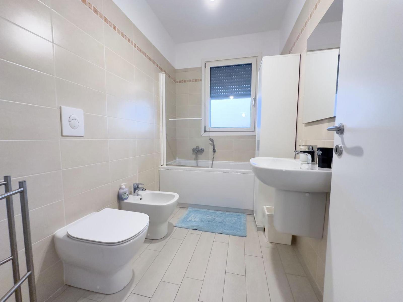Luxury 3 Bedroom Apartment 100 Mq Next To Rho Fiera And San Siro Милано Екстериор снимка